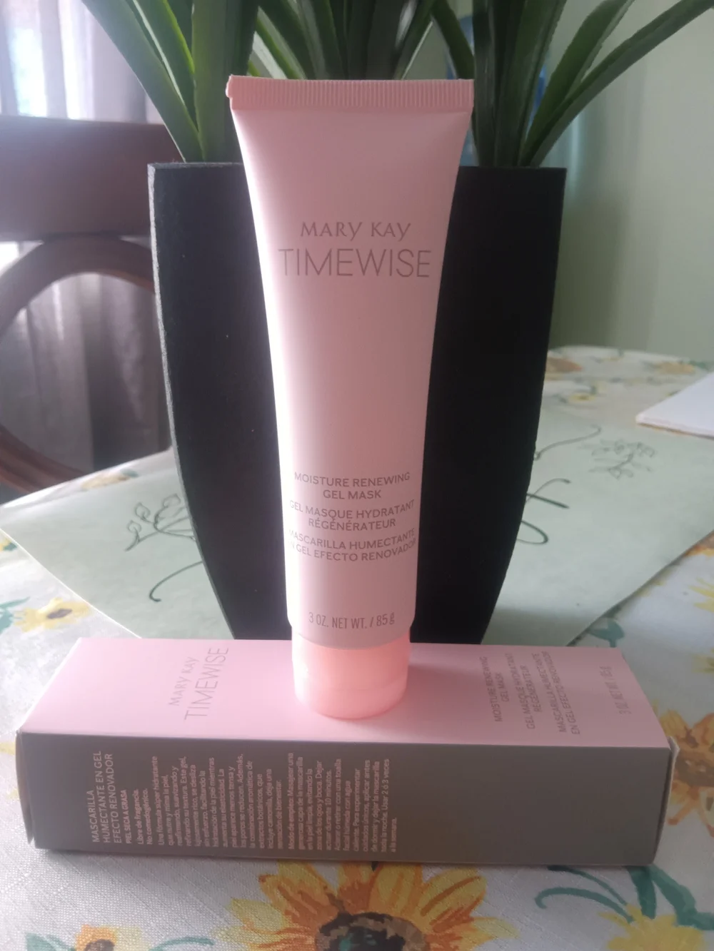 Mary Kay TimeWise Moisture Renewing Gel Mask - Pink